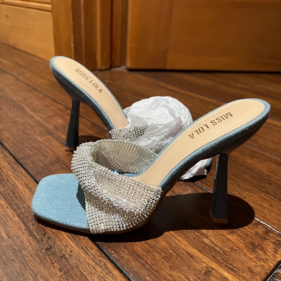 NEW SPARKLY DENIM HEELS! Size 7! - Picture 1 of 5